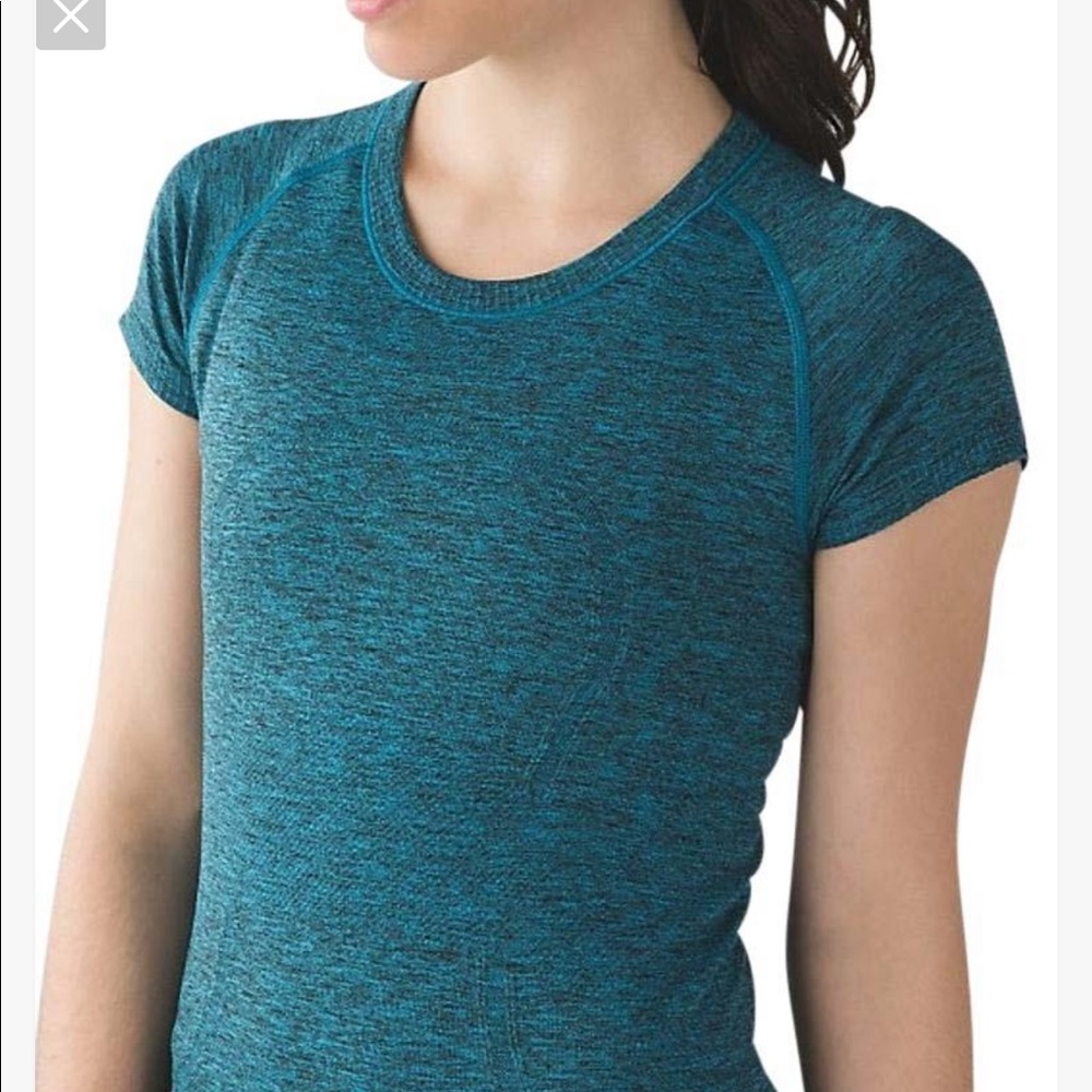 Lululemon run swiftly tee size 6